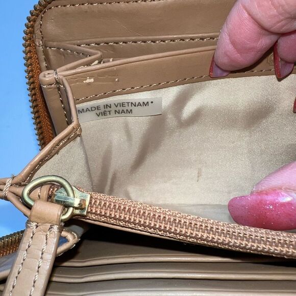 Coach Long Zip Around Leather Continental Wallet - Picture 5 of 13